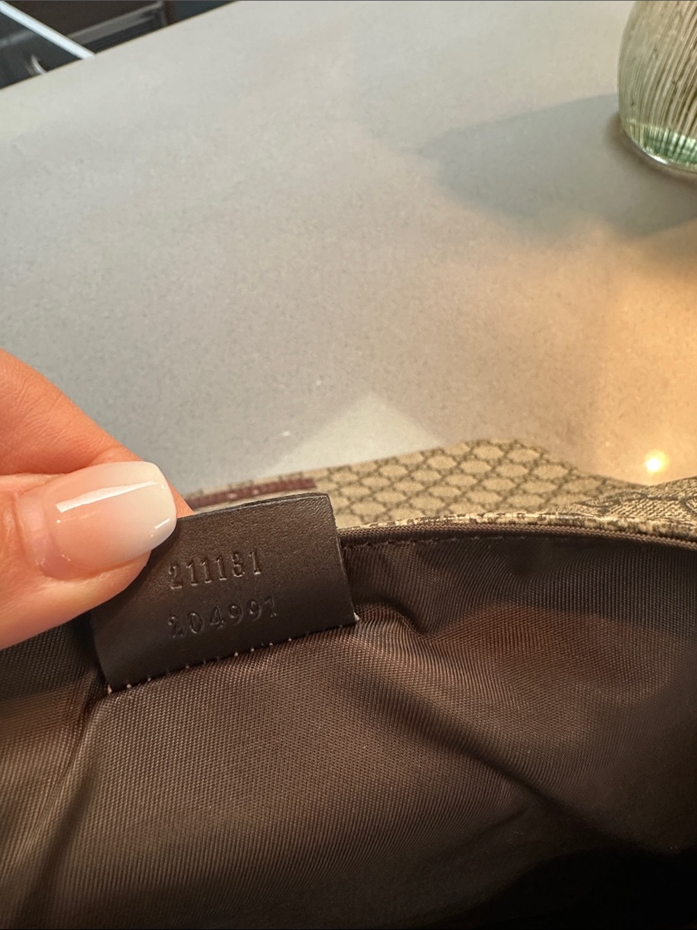 Gucci Beige Monogram diaper Bag - Picture 7 of 10